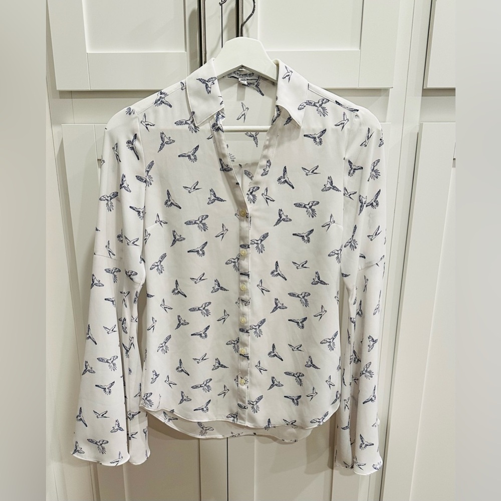 Express Porfolio Shirt for Women(blue print, wide sleeves, size XS)